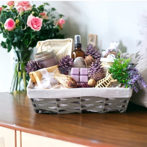 Handcrafted Handmade Custom Gift Baskets Available Seasonal Items Custom Ask - Picture 8 of 16